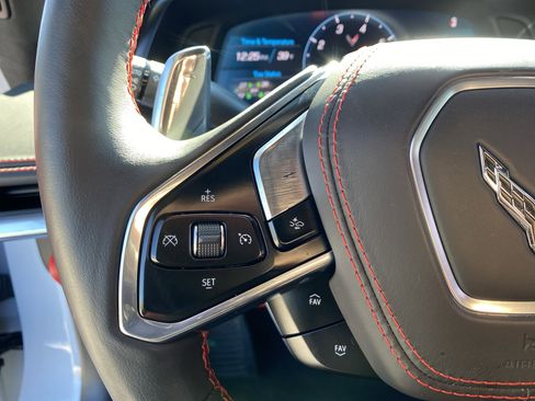 Used 2024 Chevrolet Corvette Stingray Premium Cpe w/ Z51 Performance Package image 20