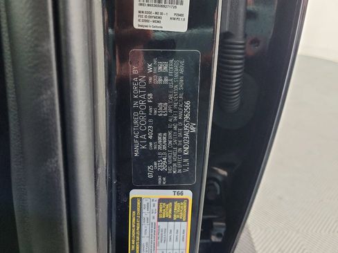 Used 2025 Kia Soul LX w/ LX Technology Package image 33