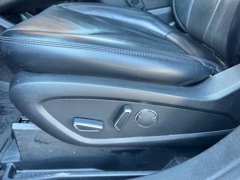 Used 2019 Lincoln Nautilus Reserve AWD/4WD image 36