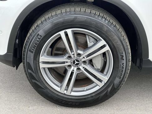 Used 2021 Mercedes-Benz GLC 300 4MATIC image 9