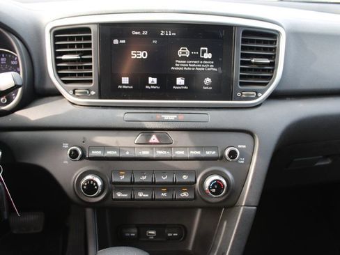 Used 2020 Kia Sportage LX image 17