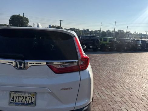 Used 2018 Honda CR-V EX image 11