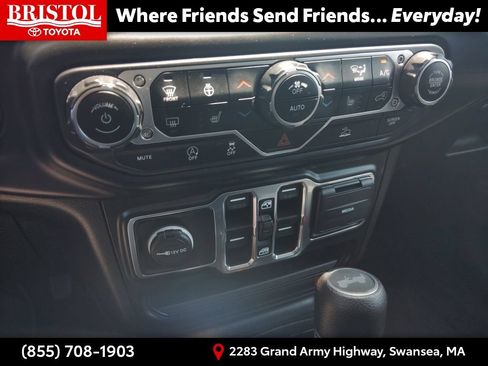Used 2022 Jeep Wrangler Unlimited Sport AWD/4WD image 23
