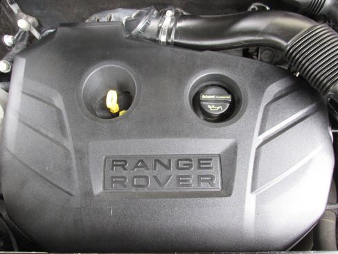 Used 2014 Land Rover Range Rover Evoque Pure Plus image 29