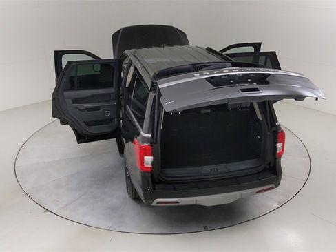 Certified 2024 Ford Expedition XLT image 54