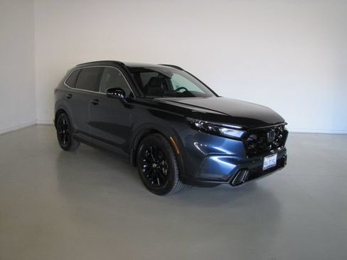 Certified 2024 Honda CR-V Sport image 3