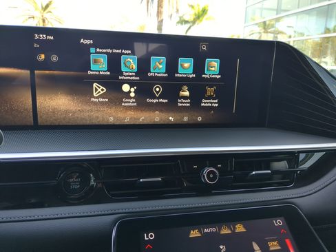 New 2026 INFINITI QX80 Luxe w/ Cargo Package image 22