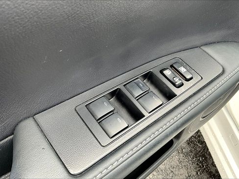 Used 2015 Lexus ES 350 w/ Premium Package FWD image 35