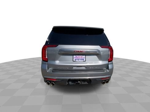 Used 2024 GMC Yukon Denali AWD/4WD image 9