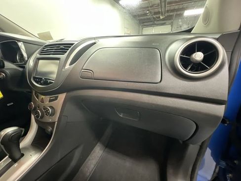 Certified 2015 Chevrolet Trax LT w/ LT Sun and Sound Package AWD/4WD image 28