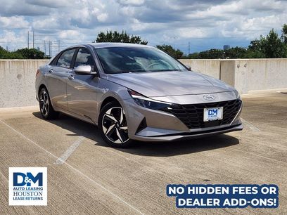 Used 2023 Hyundai Elantra SEL w/ Convenience Package