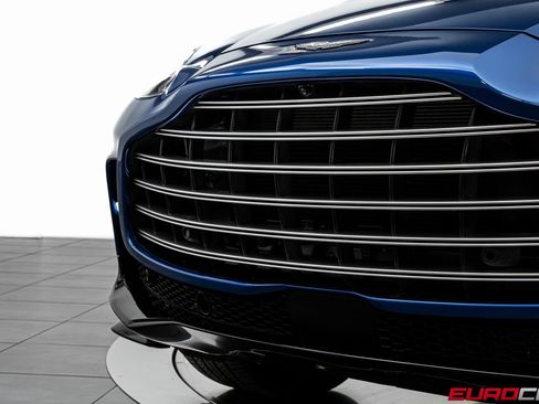 Used 2023 Aston Martin DBX 707 image 12
