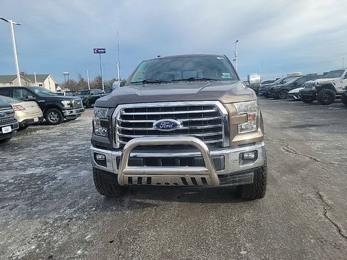 Used 2017 Ford F150 XLT w/ Equipment Group 302A Luxury image 2