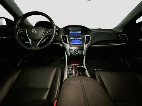 Used 2017 Acura TLX V6 SH-AWD w/ Technology Pkg image 9