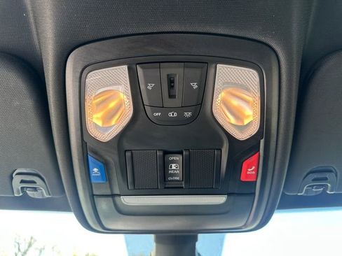 Used 2023 RAM 1500 Big Horn AWD/4WD image 40