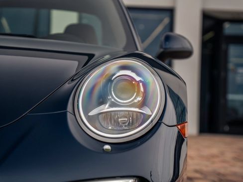 Used 2015 Porsche 911 Turbo AWD/4WD image 10