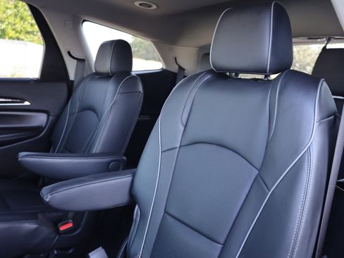 Used 2020 Buick Enclave Avenir w/ Avenir Technology Package image 12