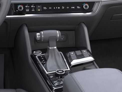 New 2025 Kia Sportage EX w/ Premium Package FWD image 23