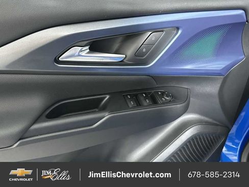 New 2026 Chevrolet Equinox EV LT image 41