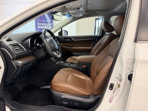 Used 2018 Subaru Outback 2.5i Touring w/ Protection Package #1 AWD/4WD image 17