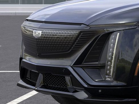 New 2026 Cadillac Lyriq V AWD/4WD image 13