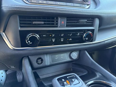 Certified 2024 Nissan Rogue S image 25