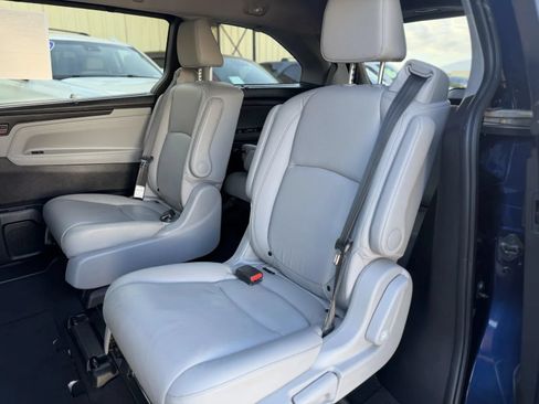 Used 2024 Honda Odyssey Touring image 15