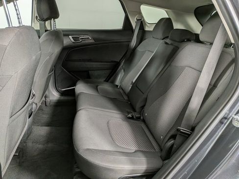 Used 2023 Kia Sportage LX image 26