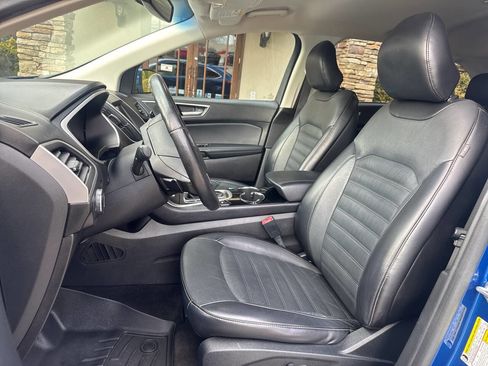 Used 2018 Ford Edge SEL w/ Equipment Group 201A image 9