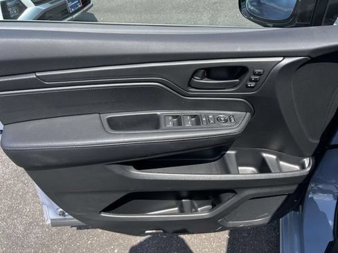 Used 2023 Honda Odyssey Sport image 15