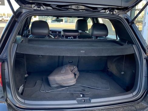 Used 2017 Volkswagen GTI SE image 21