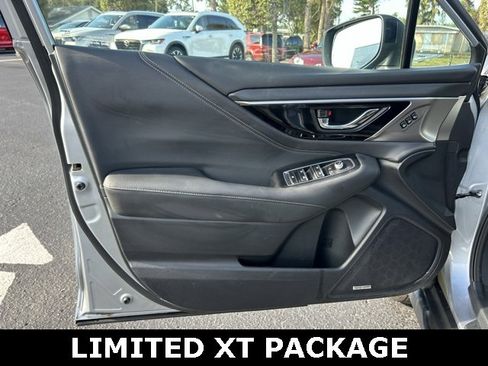 Used 2022 Subaru Outback Limited XT image 12