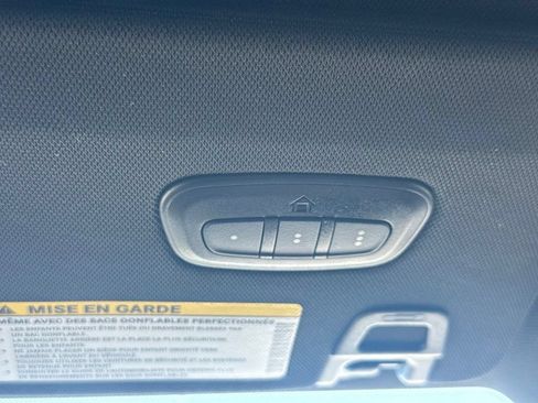Used 2025 Jeep Grand Cherokee Limited AWD/4WD image 19