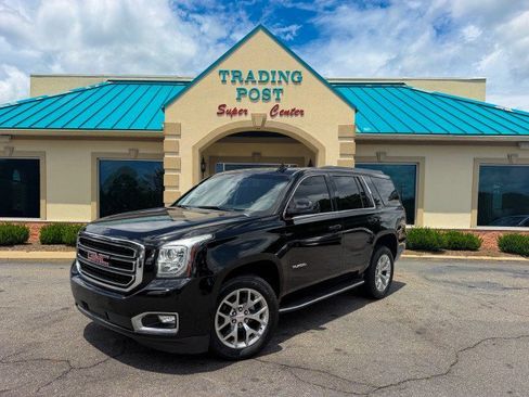 Used 2017 GMC Yukon SLE w/ SLE Value Package RWD image 2