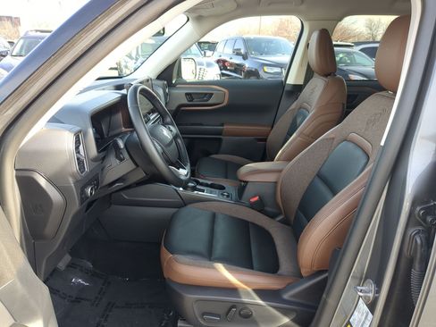 Used 2025 Ford Bronco Sport Outer Banks image 26