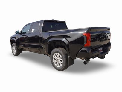 New 2025 Toyota Tacoma SR5