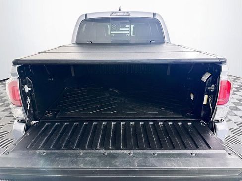 Used 2021 Toyota Tacoma TRD Off-Road image 46