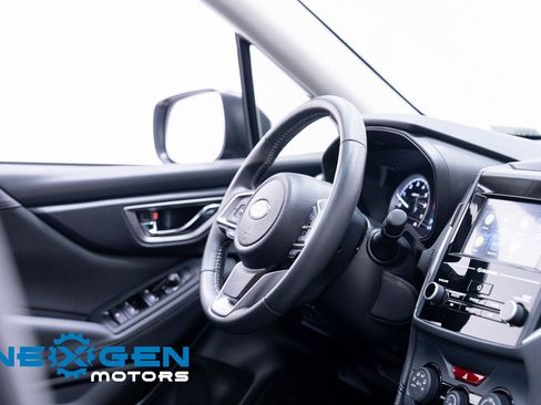 Used 2024 Subaru Forester Premium image 45