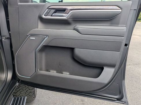 New 2025 Chevrolet Silverado 2500 LTZ w/ Trail Boss Package image 40