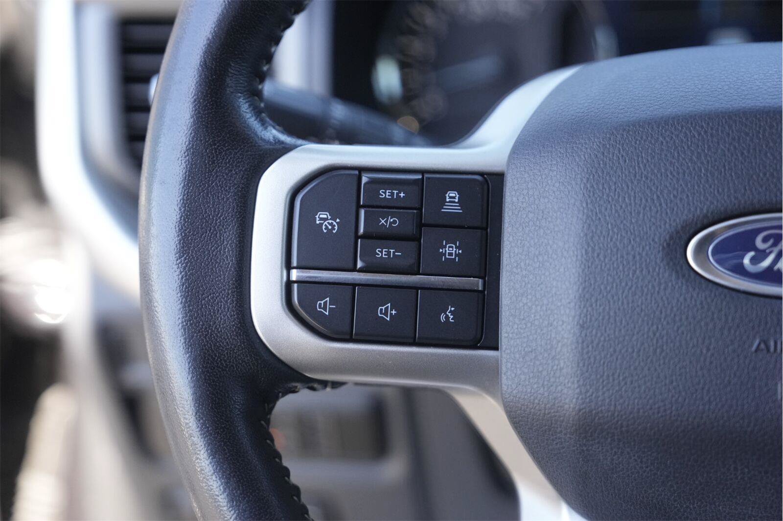 Used 2022 Ford Expedition XLT RWD image 24