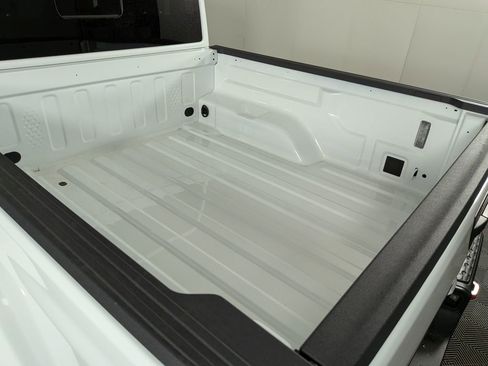 New 2026 Jeep Gladiator Rubicon AWD/4WD image 9