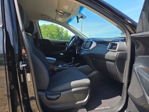 Used 2016 Kia Sorento LX FWD image 44