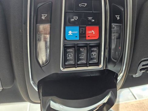 Used 2023 Jeep Wagoneer Series II image 45