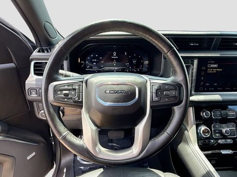 Used 2024 GMC Yukon Denali RWD image 41
