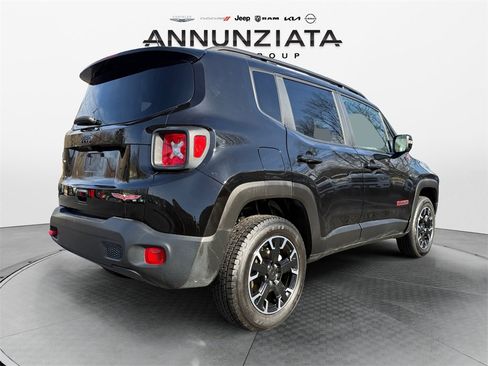 Used 2023 Jeep Renegade Trailhawk image 5