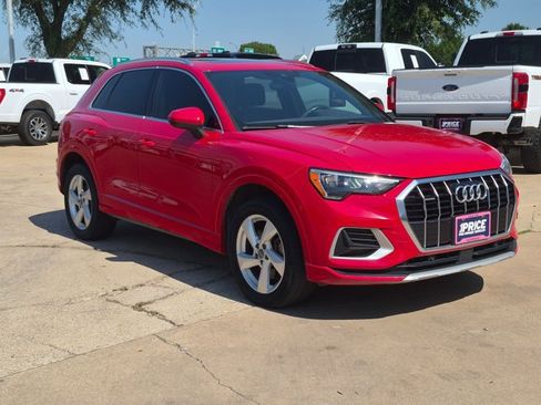 Used 2020 Audi Q3 2.0T Premium AWD/4WD image 3