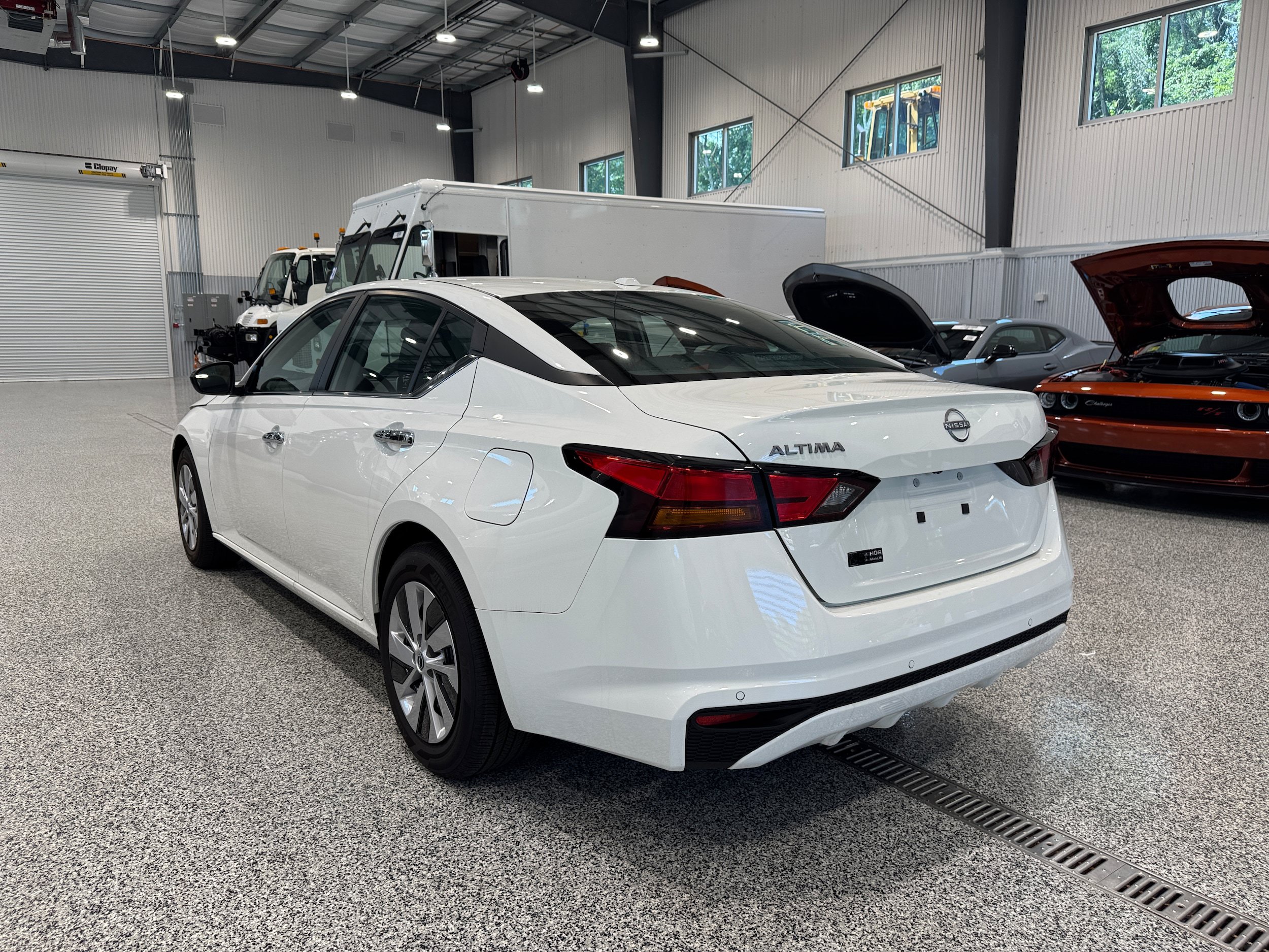 Used 2025 Nissan Altima 2.5 S FWD image 7