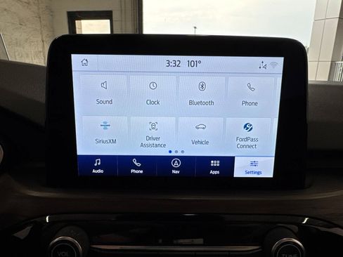 Used 2020 Ford Escape Titanium w/ Titanium Premium Package 2.0 AWD/4WD image 25
