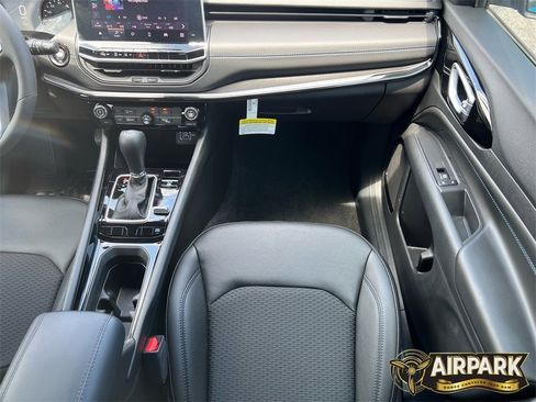 New 2025 Jeep Compass Latitude w/ Altitude Special Edition image 14