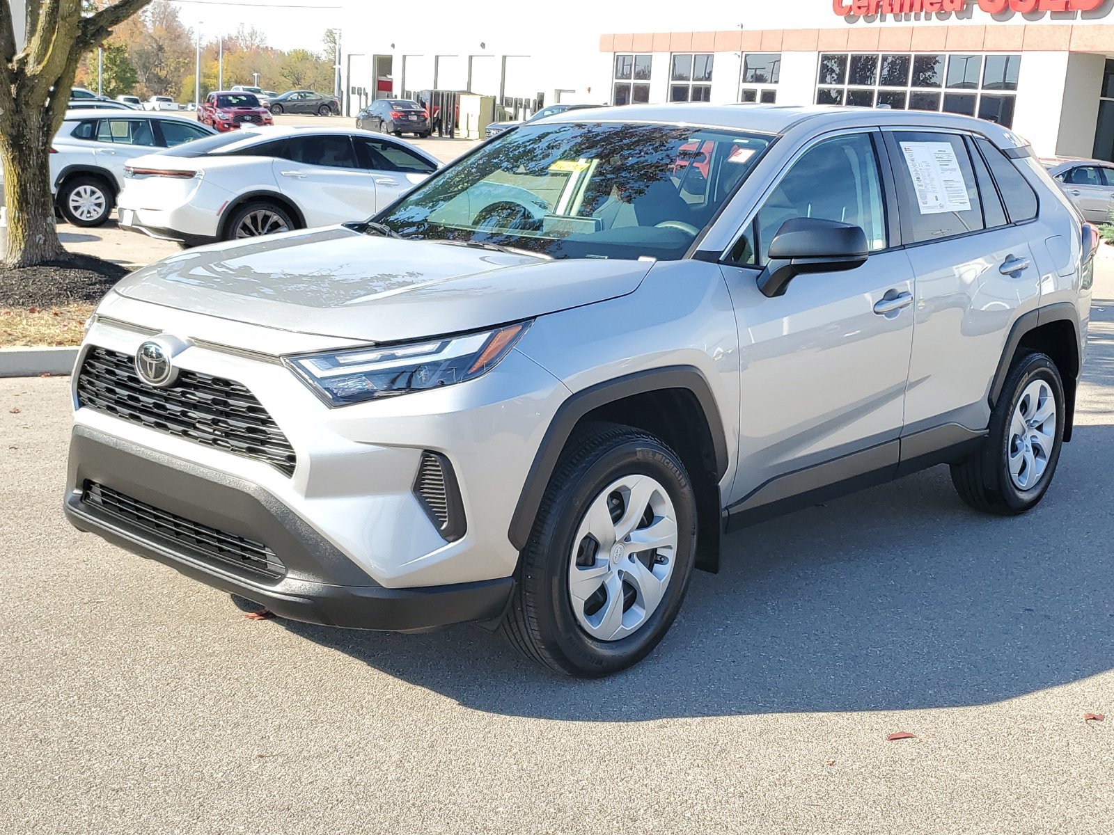 Certified 2024 Toyota RAV4 LE AWD/4WD image 2